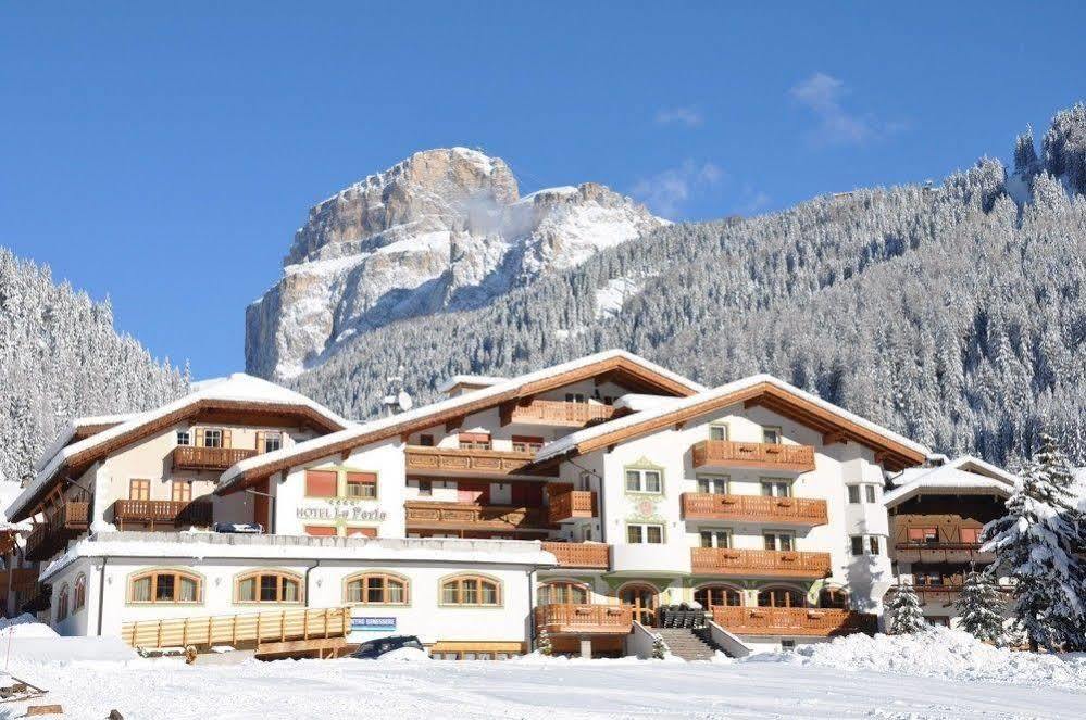 Hotel La Perla Canazei Exterior foto